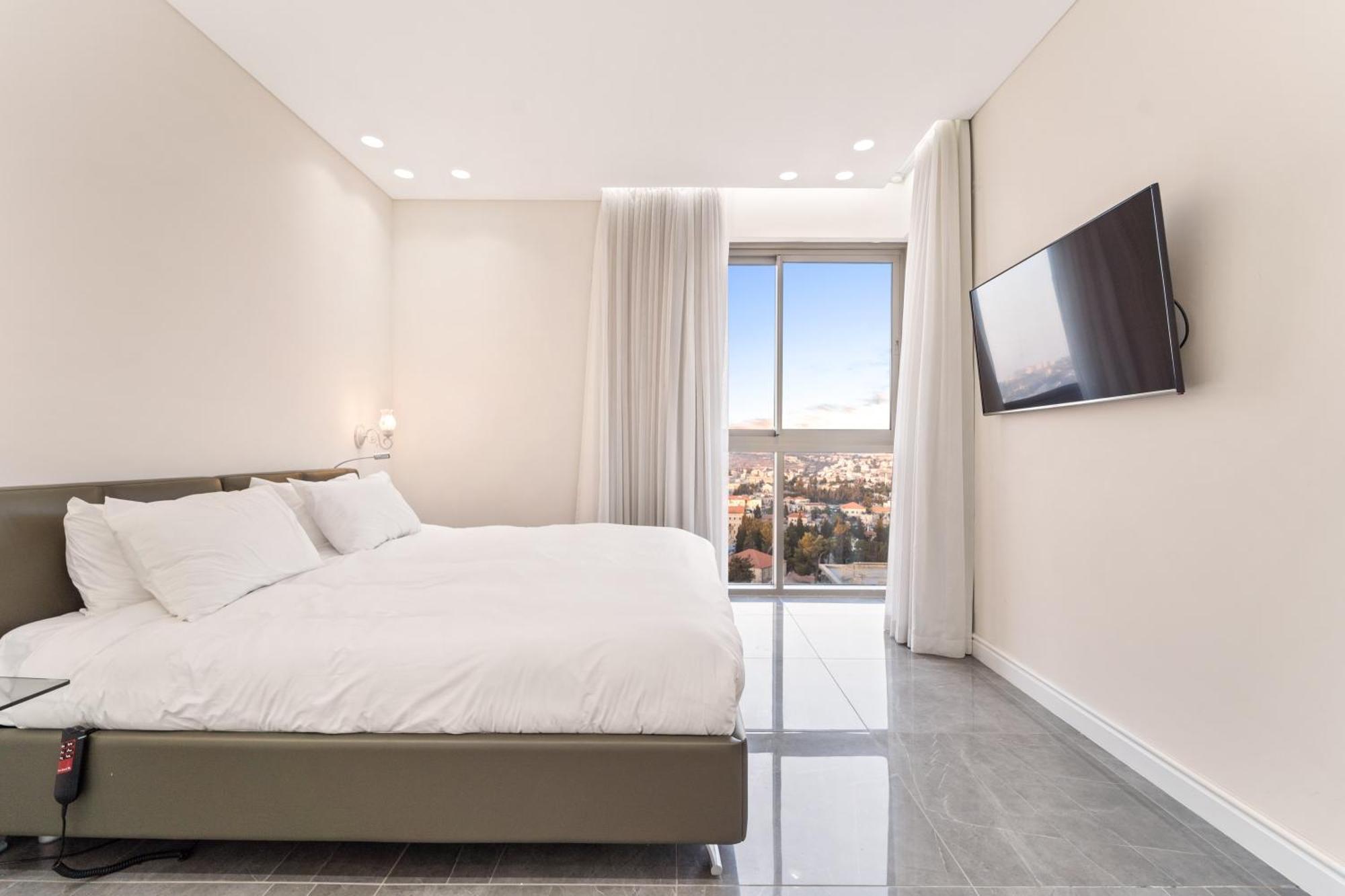 ירושלים Isrentals Haneviim - Aparthotel In City Center מראה חיצוני תמונה