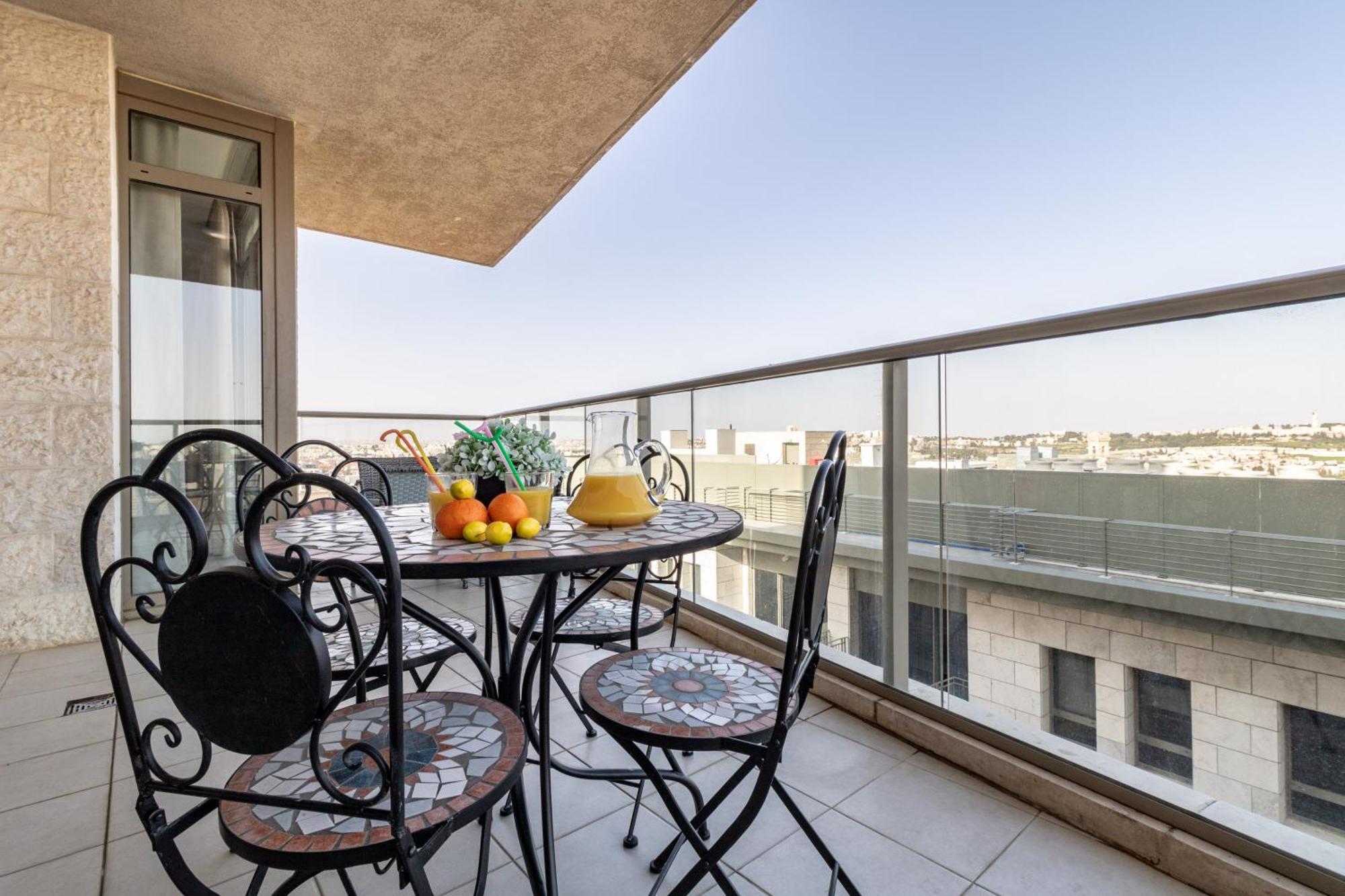 ירושלים Isrentals Haneviim - Aparthotel In City Center מראה חיצוני תמונה