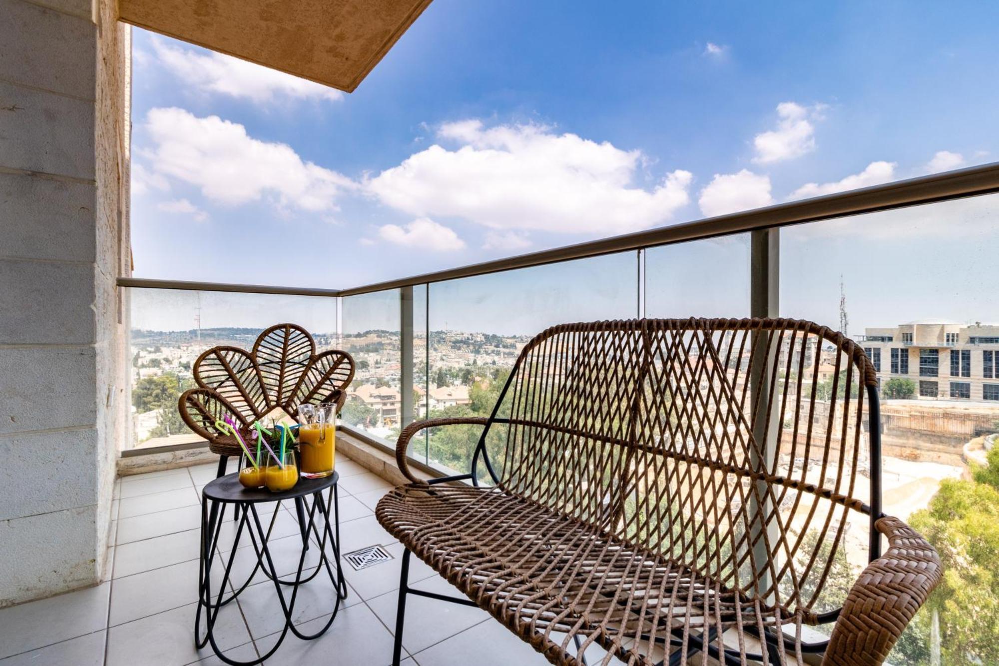 ירושלים Isrentals Haneviim - Aparthotel In City Center מראה חיצוני תמונה